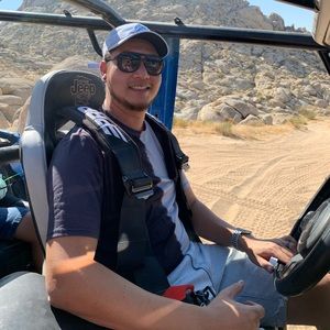 Meet your Posher, Chris